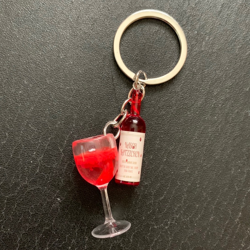 NEW!🍒 KEYRING Red Cherry Wine Glass & Wine Bottle Charms Keychain / Purse Charm - Picture 2 of 7